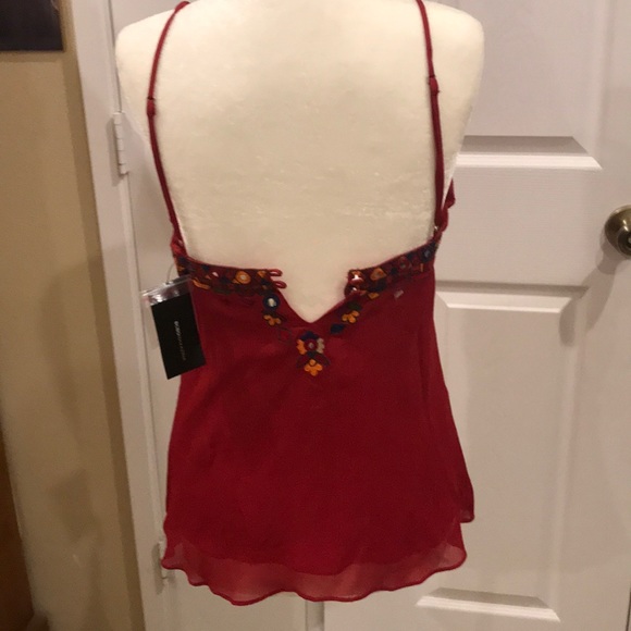BCBG red camisole top - Picture 2 of 3